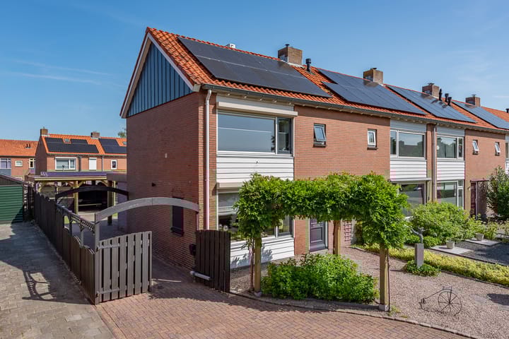 Sneeuwbesstraat 29 in Wezep foto