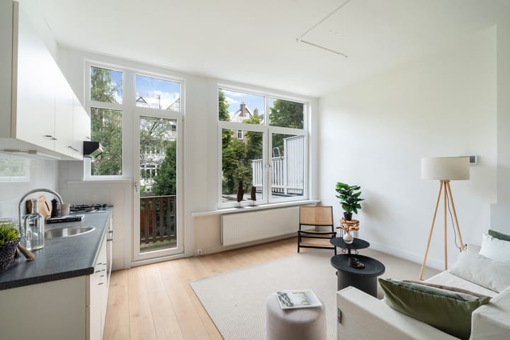 Snellinckstraat 25A in Rotterdam photo