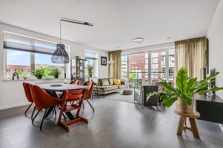 Photo of property Snipstraat 90, Veenendaal