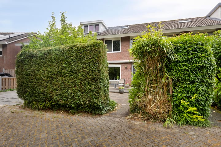 Snoekenveen 136 in Spijkenisse