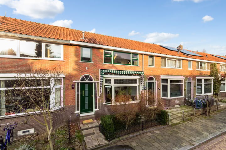 Photo of property Soembastraat 15, Dordrecht