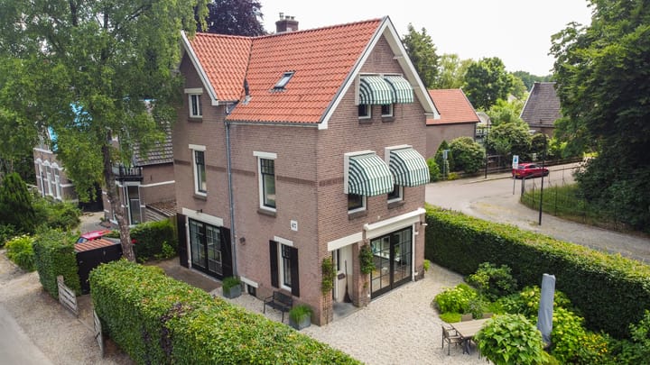 Soerenseweg 67 in Apeldoorn photo