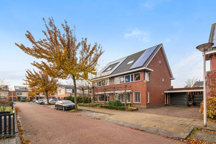 Sonatestraat 18 in Hellevoetsluis