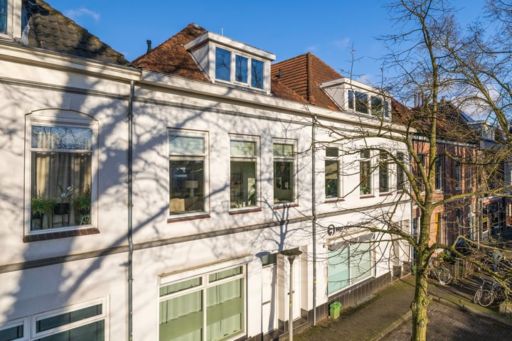 Sonsbeeksingel 82-1 in Arnhem