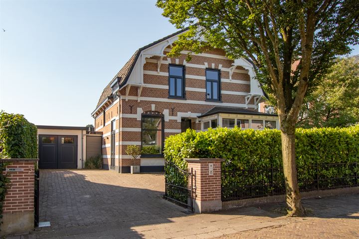 Sophialaan 3 in Baarn