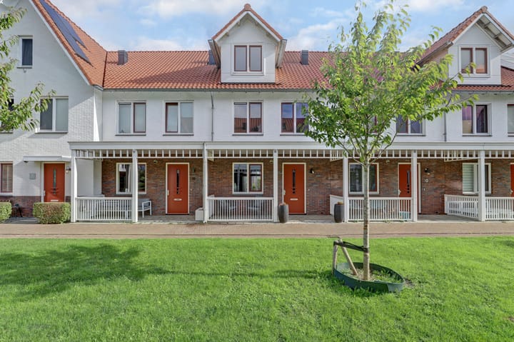 Photo of property Spaanderbank 12, Harderwijk