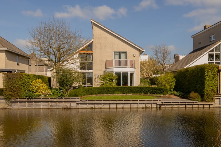 Photo of property Spaansezoom 31, Nieuwerkerk aan den IJssel