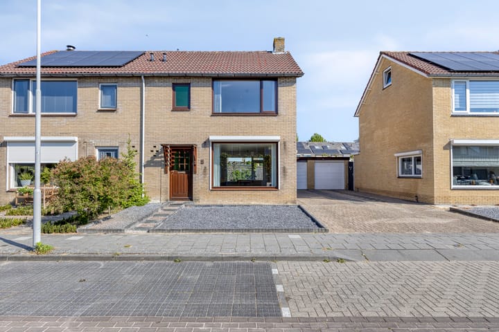 Photo of property Spaarlingsstraat 7, Kapelle