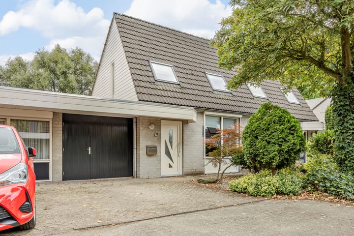 Sparrelaar 13 in Veghel