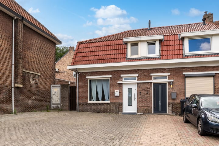 Spechtstraat 4 in Kerkrade Foto