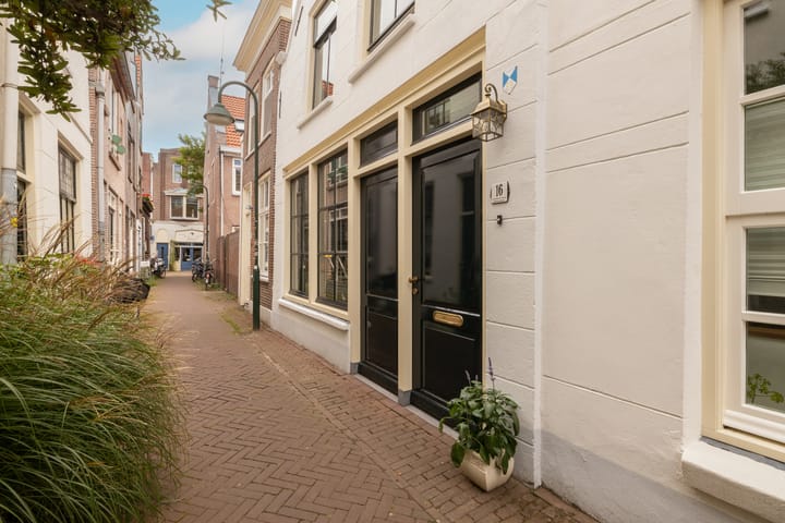 Speldenmakerssteeg 16 in Gouda