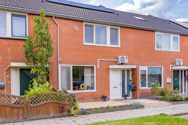 Photo of property Sperwerhof 14, Ter Apel