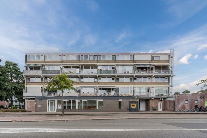 Photo of property Sperwerlaan 133, Hoogeveen