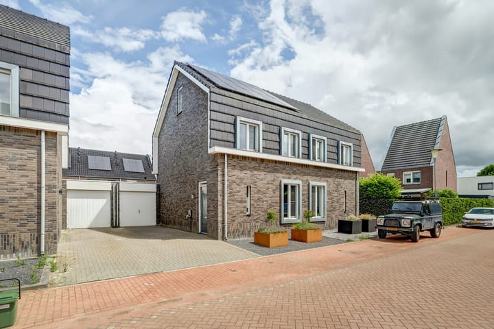 Photo of property Sperwerstraat 4, Venray