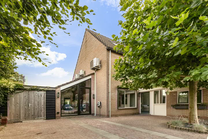 Spijkse Hof 16 in Spijk