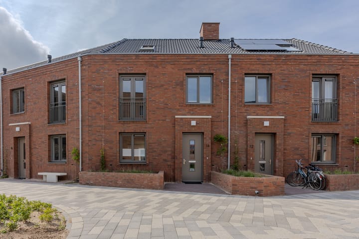 Spijkstra-Bruijnhof 14 in Lent