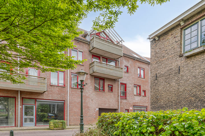 Spinhuispad 84 in Schiedam foto