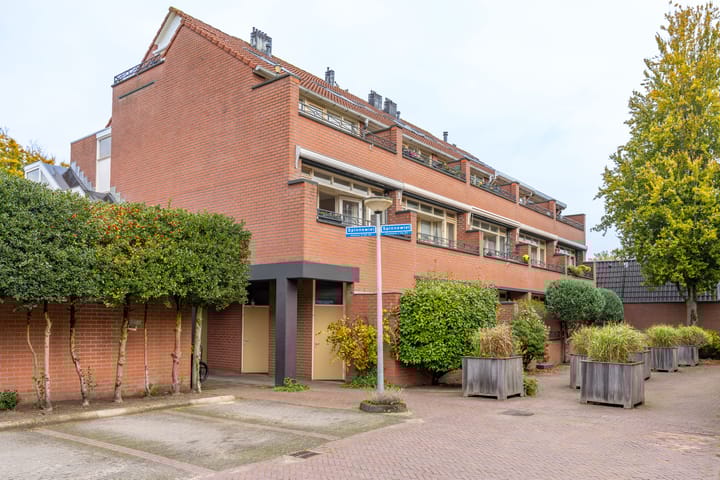 Photo of property Spinnewiel 10, Laren