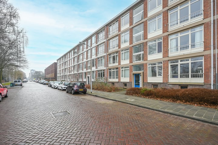 Photo of property Spinozalaan 237, Voorburg