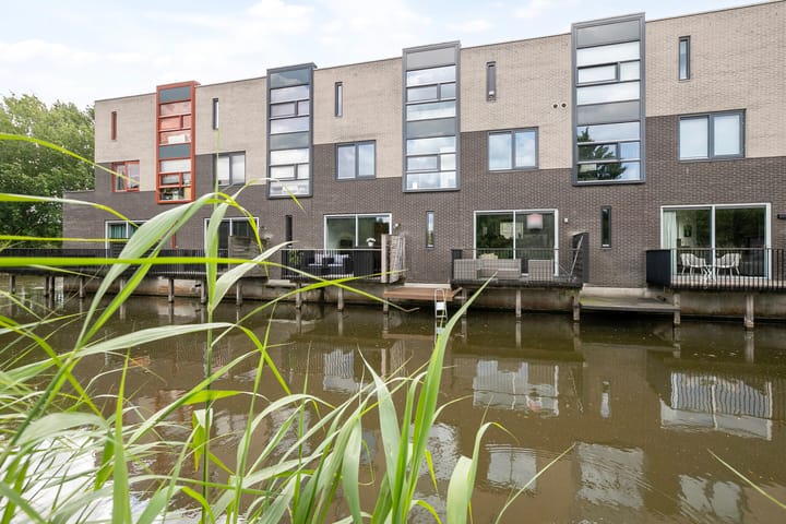 Photo of property Spitsbergen 83, Almere