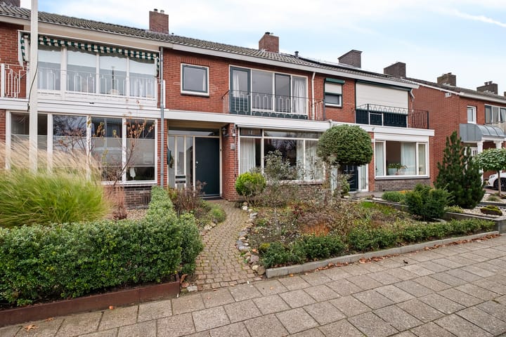 Photo of property Spoelsterstraat 32, Haaksbergen