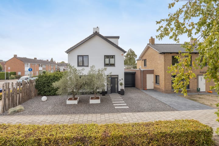 Spoorlaan 11 in Etten-Leur
