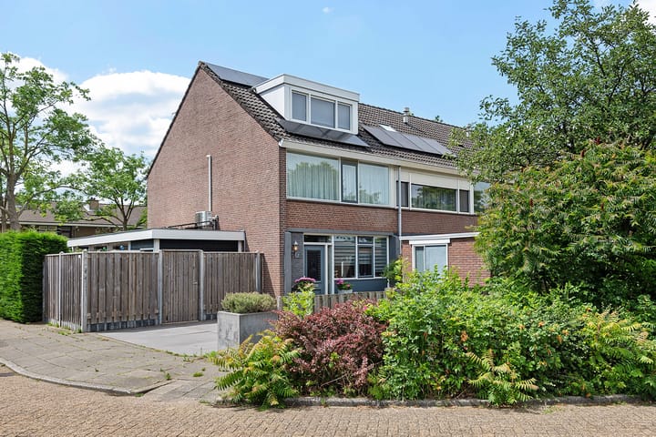 Spoorlaan 25 in Voorhout