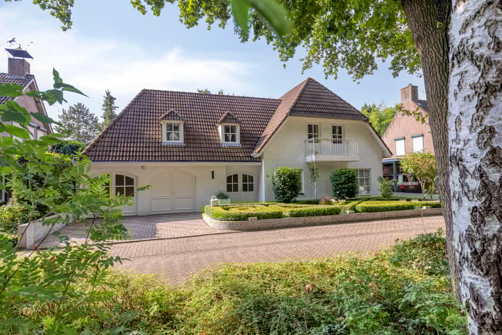 Spoorpad 25 in Baarle-Nassau foto