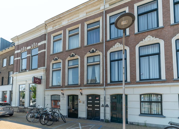 Spoorsingel 25A in Delft