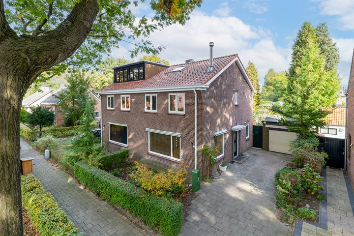 Spoorstraat 25 in Dorst