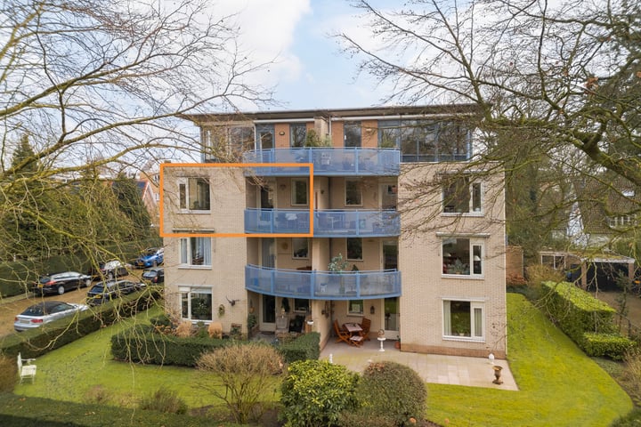 Photo of property Spoorstraat 27, Baarn
