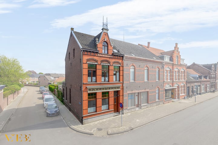 Spoorstraat 27 in Tegelen