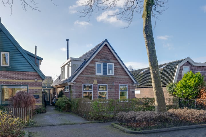 Spoorstraat 78 in Noord-Scharwoude