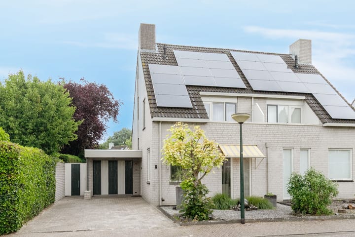 Photo of property Spoorwiel 8, Raamsdonksveer
