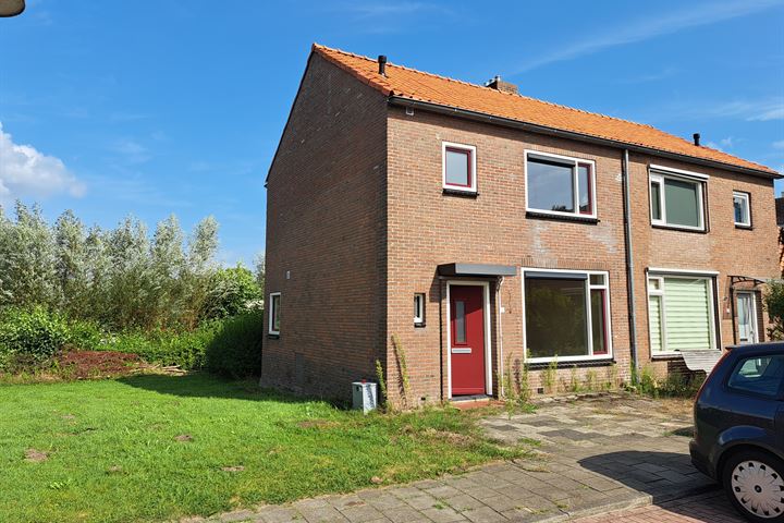 Spoorwijk 9 in Papekop