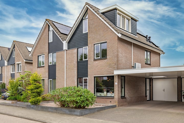 Springendalhoek 42 in Enschede foto