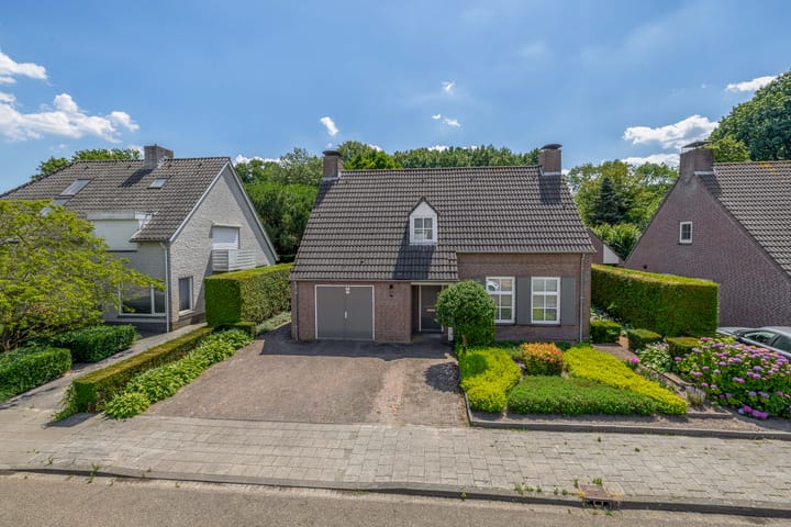 Sprookjesberg 14 in Veldhoven Foto