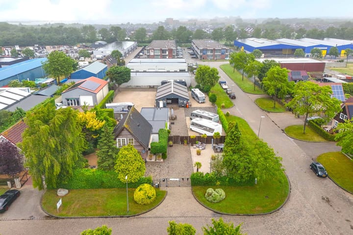 Spuiweg 2 in Lelystad