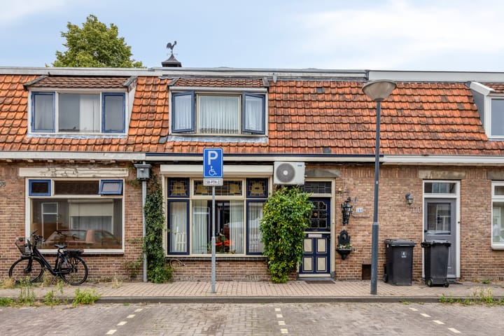 Photo of property St. Crispijnstraat 108, Waalwijk