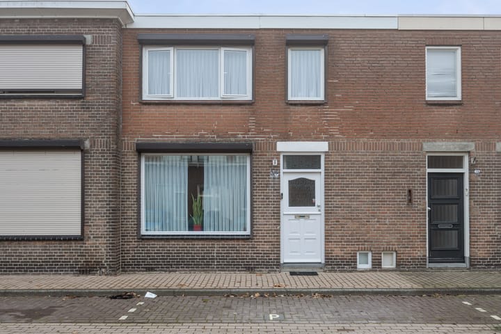 St. Crispijnstraat 35 in Waalwijk