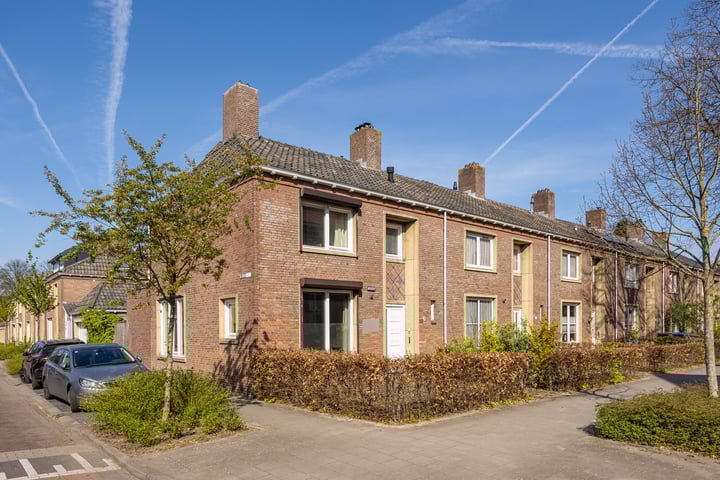 Photo of property St.-Elisabethstraat 22, Vught