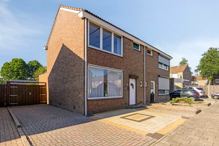 St. Gerlachstraat 4 in Hoensbroek