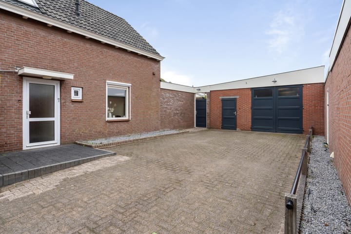 St. Janstraat 81c, Hoeven Photo of property St. Janstraat 81c, Hoeven