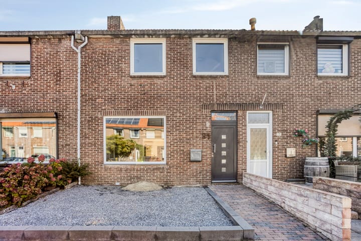 Photo of property St.Jozefstraat 21, Kerkrade