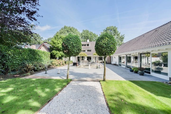 Photo of property St.-Lambertusstraat 38, Cromvoirt