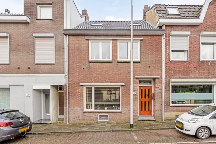 Photo of property St.Pieterstraat 154, Kerkrade