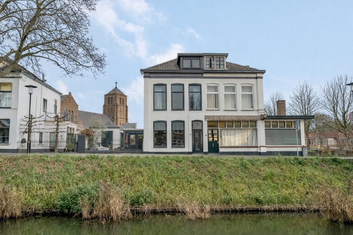 Photo de la maison St. Walburgbinnensingel 4, Tiel
