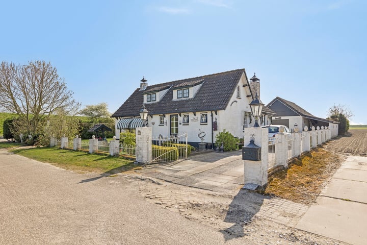 Photo of property Staalsweg 1, Lewedorp