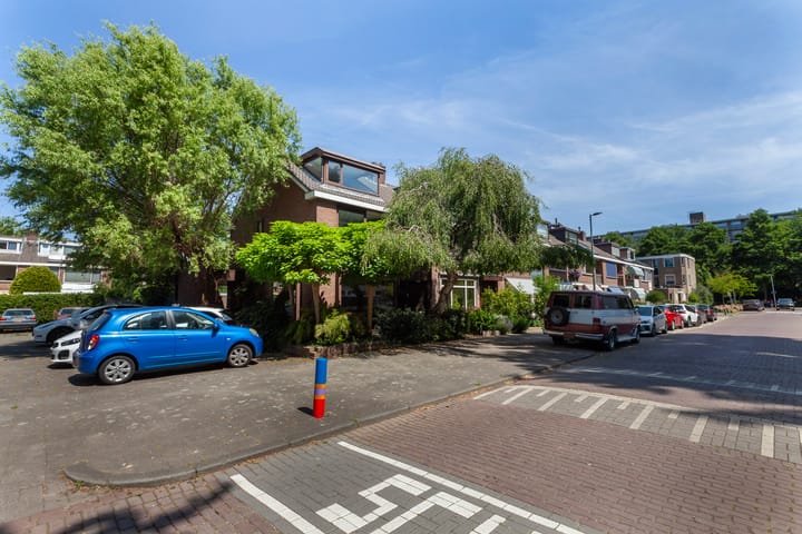 Photo of property Stadhouderslaan 16, Vlaardingen