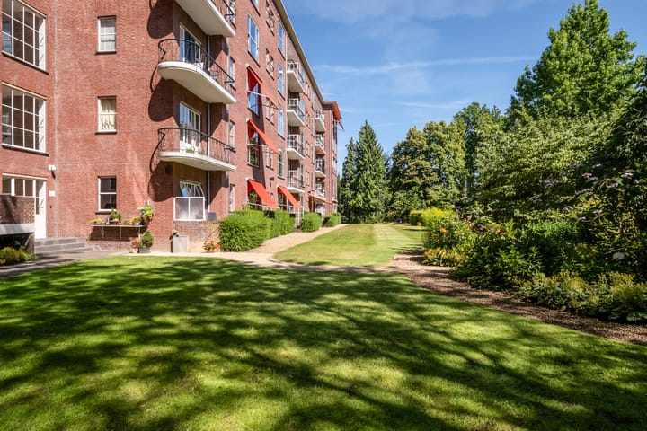 Stadsmatenstraat 1-207 in Enschede foto